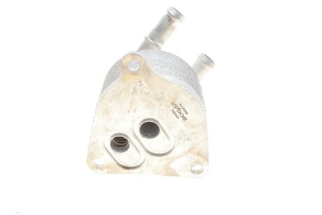 Радіатор оливний bogap B4222114