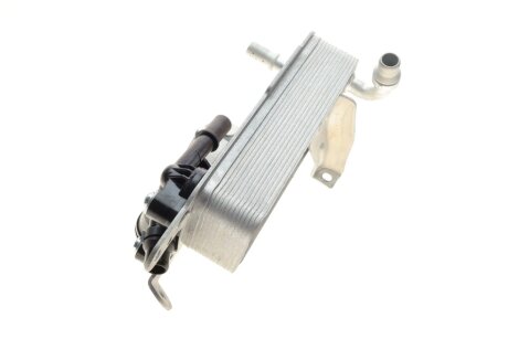 Радіатор оливний bogap B4223104