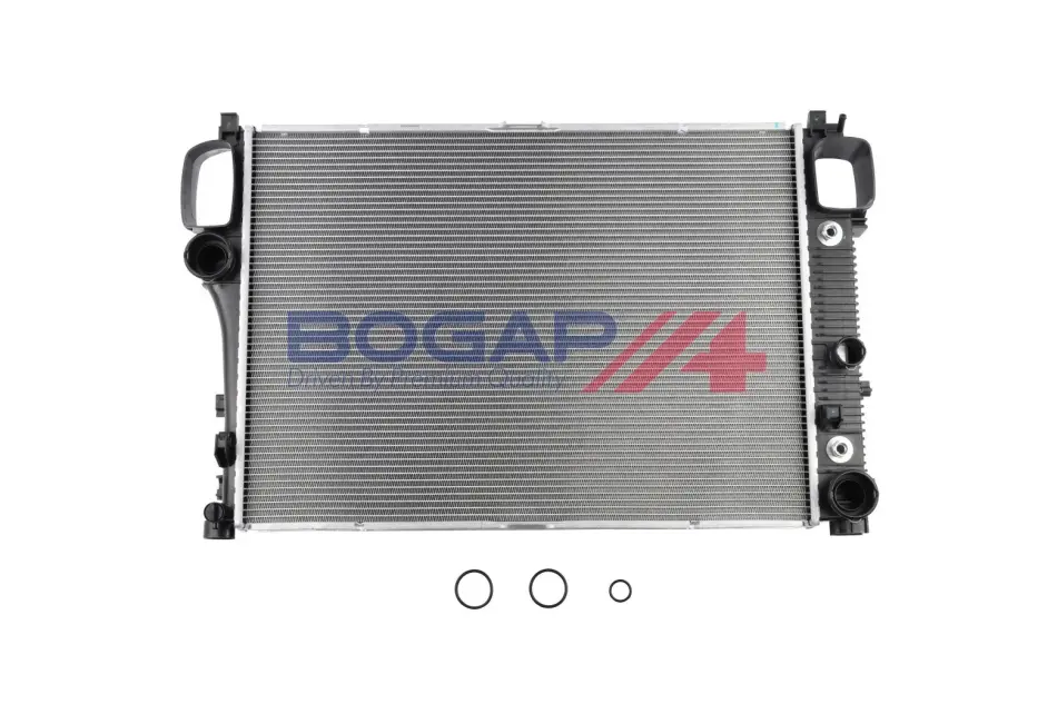 Радіатор охолодження двигуна bogap C4210110