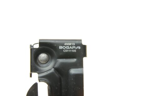 Замок кришки капота bogap C5111105