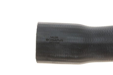 Патрубок інтеркулера (турбіни) bogap B1711120