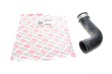 Патрубок інтеркулера (турбіни) bogap C1711139 на Мерседес Viano w639