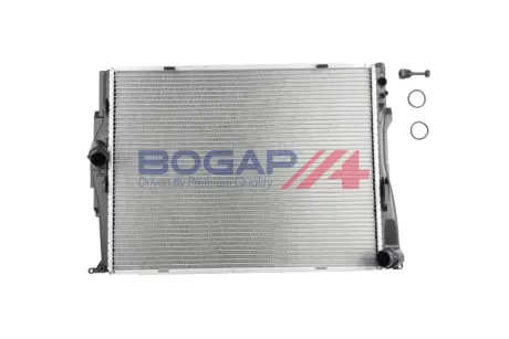 Радіатор охолодження двигуна Bogap B4210222