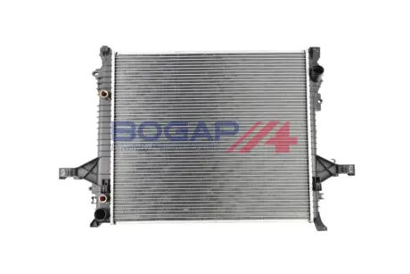 Радиатор охлаждения двигателя bogap V4210101 Вольво Xc90