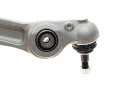 Важіль передньої підвіски bogap B3327141