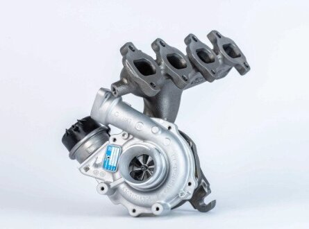 Радиатор интеркулера borgWarner 53039880417 на Рено Мастер 3