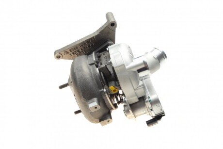 Радиатор интеркулера borgWarner 53049880054