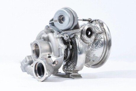 Радіатор інтеркулера borgWarner 18539880164