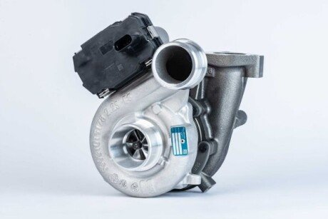 Радиатор интеркулера borgWarner 53039880430