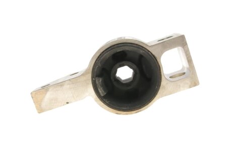 Кронштейн опорний правий borsehung B11351