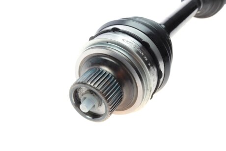 Вал приводу (GKN) borsehung B18739