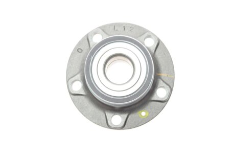 Маточина колеса передня (OE) borsehung B19119