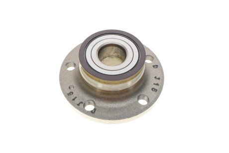 Маточина колеса передня з аксесуарами (OE) borsehung B15946