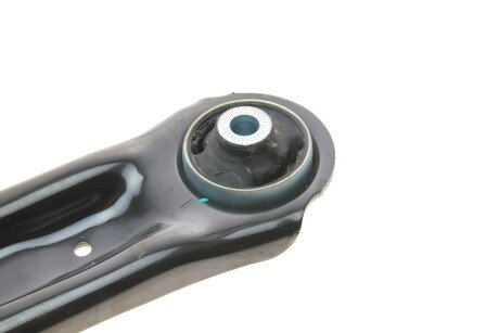 Важіль передньої підвіски borsehung B10859