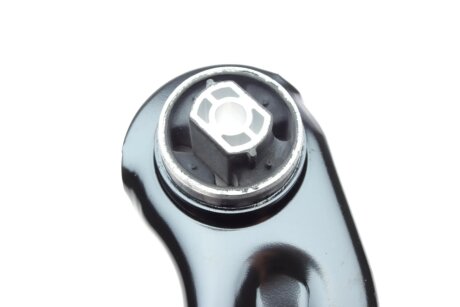 Важіль передньої підвіски borsehung B19139