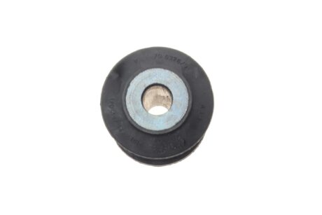 Сайлентблок (втулка) переднего амортизатора borsehung B12229