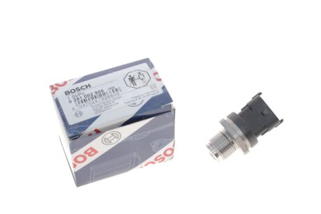 Датчик высокого давления топлива bosch 0281002908