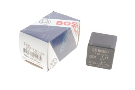 Малогабаpитное pеле bosch 0332019213