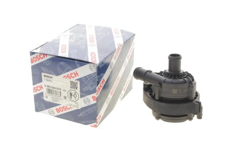 НАСОС ОХОЛОДЖУЮЧОЇ РІДИНИ + ІЗОЛЯТОР bosch 039202451X