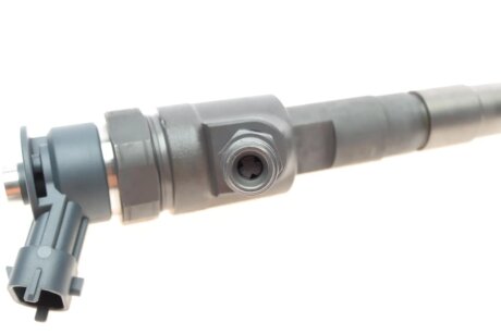 Форсунка паливна bosch 0445110488