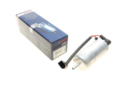 Паливний насос bosch 0580464131 на Фольксваген Туарег