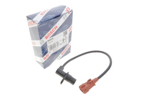 Датчик обертів колінвалу bosch 0986280402
