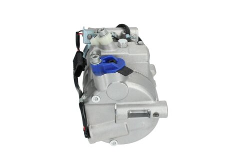 DB Компресор кондиціонера C-CLASS (W204) 08-, C-CLASS T-Model (S204) 08-, E-CLASS (W212) 09- bosch 1986AD1049