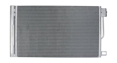 FIAT Радіатор кондиціонера (конденсатор) Fiorino, Grande Punto, Punto, Qubo, Citroen Nemo, Opel Corsa D/E, Peugeot Bipper bosch 1986AD2008