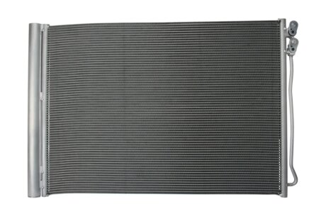 BMW Радіатор кондиціонера (конденсатор) з осушувачем 5 F10, 6, 7 F01 bosch 1986AD2018