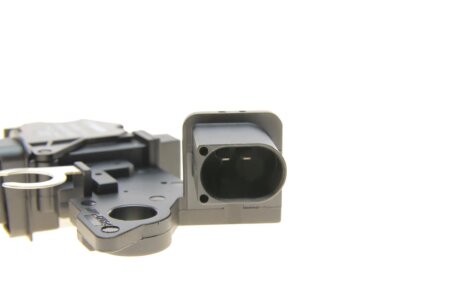 Реле-регулятор напруги генератора bosch 1986AE0083