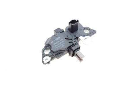 Реле-регулятор напруги bosch 1986AE0092