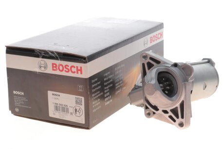 RENAULT Стартер Espace IV, Grand Scenic III, Laguna II,III, Master III, Megane III, Trafic II, Opel Vivaro, Movano, Nissan bosch 1986S00926