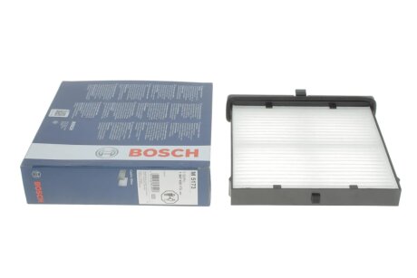M5173 Фільтр салону MAZDA 3 1.5, 1.8, 2.0 18- bosch 1987435173