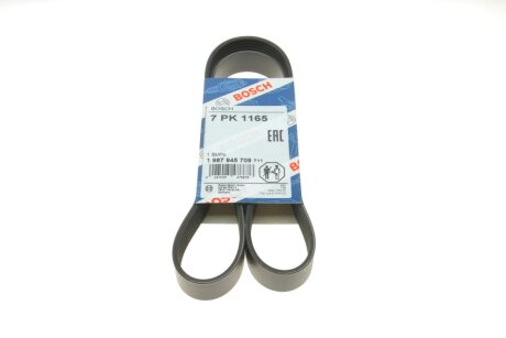 Ремінь поліклиновий bosch 1987945709 на Рено 11