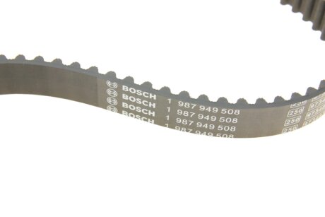 К-Т ЗУБЧАТИХ РЕМЕНІВ+ РОЛИКИ bosch 1987946542