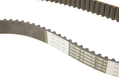 К-Т ЗУБЧАТИХ РЕМЕНІВ+ ВОД. НАСОС bosch 1987946982