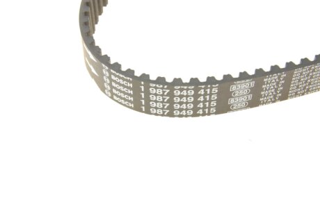 ЗУБЧАСТИЙ РЕМІНЬ + РОЛИКИ bosch 1987946986