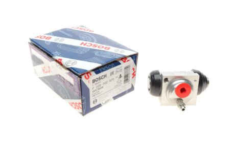 Гальмiвний цилiндр bosch F026002573