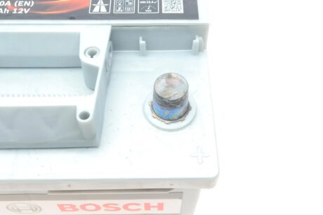 Акумулятор (акб) 52ah (ампер) bosch 0092S50010