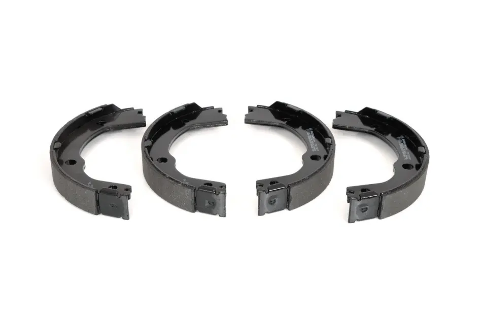 BOSCH Щеки тормозные задн. HYUNDAI SANTA FЙ II, TUCSON KIA SORENTO II 1.6-3.5 01.09- bosch 0986487947