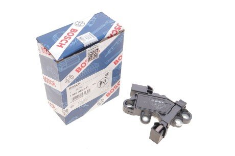 Реле-регулятор напруги генератора bosch 1986AE0051