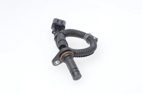 Датчик обертів колінвалу bosch 0261210316