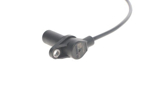 Датчик обертів колінвалу bosch 0281002675