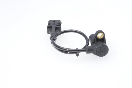 Датчик положення колінвалу bosch 0281006009