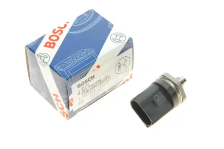 Датчик тиску палива bosch 0261545026 Фольксваген Пассат б6
