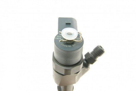 Форсунка паливна bosch 0445110011