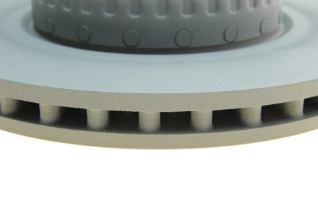 Вентильований гальмівний диск bosch 0986479H46