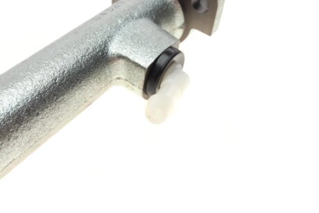 Главный цилиндр сцепления bosch 0986486015