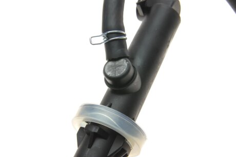 Главный цилиндр сцепления bosch 0986486148