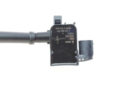 Катушка (модуль) зажигания bosch 0221604067
